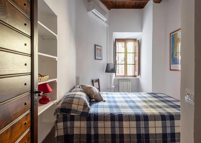 Trastevere Lungaretta Apartment